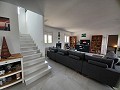 Schöne Villa mit 6 Schlafzimmern und 5 Bädern in Pinoso. in Spanish Fincas
