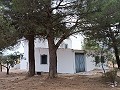 Lovely 5 Bed 2 Bath Country house with Pool in Yecla. in Spanish Fincas