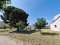 Schönes Landhaus mit 6 Schlafzimmern und 1 Bad in Yecla. in Spanish Fincas