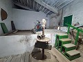 Schönes Landhaus mit 6 Schlafzimmern und 1 Bad in Yecla. in Spanish Fincas
