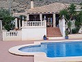 Prachtige villa met 3 slaapkamers en 2 badkamers in Fortuna in Spanish Fincas