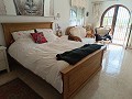 Prachtige villa met 3 slaapkamers en 2 badkamers in Fortuna in Spanish Fincas