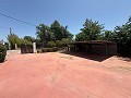 Prachtige villa met 4 slaapkamers en 1 badkamer in Villena. in Spanish Fincas