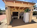 Prachtige villa met 4 slaapkamers en 1 badkamer in Villena. in Spanish Fincas