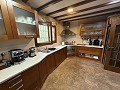 Belle villa de 4 chambres et 2 salles de bain dans l'un des quartiers les plus prestigieux d'Elda in Spanish Fincas