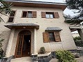 Belle villa de 4 chambres et 2 salles de bain dans l'un des quartiers les plus prestigieux d'Elda in Spanish Fincas