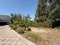 Exklusive Villa mit 4 Schlafzimmern und 3 Bädern in Loma Bada Petrer. in Spanish Fincas