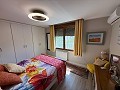 Exklusive Villa mit 4 Schlafzimmern und 3 Bädern in Loma Bada Petrer. in Spanish Fincas
