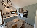 Exklusive Villa mit 4 Schlafzimmern und 3 Bädern in Loma Bada Petrer. in Spanish Fincas