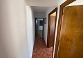 Villa mit 3 Schlafzimmern und 2 Bädern sowie Gästehaus mit 3 Schlafzimmern und 1 Bad in Salinas. in Spanish Fincas