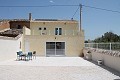 Preciosa casa de campo reformada de 4 dormitorios y 3 baños en Barbarroja. in Spanish Fincas