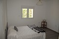 Preciosa casa de campo reformada de 4 dormitorios y 3 baños en Barbarroja. in Spanish Fincas