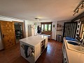 Schönes Landhaus mit 5 Schlafzimmern und 3 Bädern (aufgeteilt in 2 Häuser) in Castalla. in Spanish Fincas