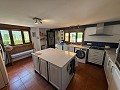 Schönes Landhaus mit 5 Schlafzimmern und 3 Bädern (aufgeteilt in 2 Häuser) in Castalla. in Spanish Fincas