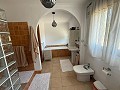 Schönes Landhaus mit 5 Schlafzimmern und 3 Bädern (aufgeteilt in 2 Häuser) in Castalla. in Spanish Fincas