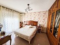  Chalet adosado de 4 dormitorios en Petrer con piscina privada in Spanish Fincas