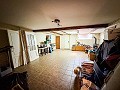  Chalet adosado de 4 dormitorios en Petrer con piscina privada in Spanish Fincas