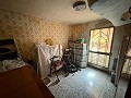 Superbe maison de ville de 4 chambres et 3 salles de bain avec vue sur le château à Petrer in Spanish Fincas