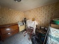 Superbe maison de ville de 4 chambres et 3 salles de bain avec vue sur le château à Petrer in Spanish Fincas