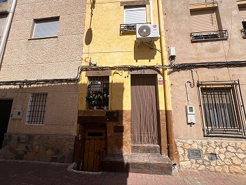 Preciosa Casa de Pueblo en Elche de La Sierra