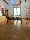 Belle villa de 3 chambres et 2 salles de bain à Caudete Castilla La Mancha. in Spanish Fincas