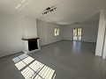 Prachtig gerenoveerde villa met 3 slaapkamers, 2 badkamers en zwembad in Fortuna. in Spanish Fincas