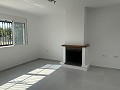 Prachtig gerenoveerde villa met 3 slaapkamers, 2 badkamers en zwembad in Fortuna. in Spanish Fincas