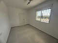 Prachtig gerenoveerde villa met 3 slaapkamers, 2 badkamers en zwembad in Fortuna. in Spanish Fincas