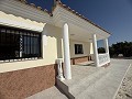Prachtig gerenoveerde villa met 3 slaapkamers, 2 badkamers en zwembad in Fortuna. in Spanish Fincas