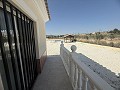 Prachtig gerenoveerde villa met 3 slaapkamers, 2 badkamers en zwembad in Fortuna. in Spanish Fincas