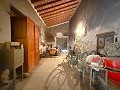 Charmante maison de campagne de 13 chambres et 3 salles de bains à Encebras. in Spanish Fincas
