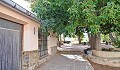 Charmante maison de campagne de 13 chambres et 3 salles de bains à Encebras. in Spanish Fincas