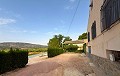 Charmante maison de campagne de 13 chambres et 3 salles de bains à Encebras. in Spanish Fincas