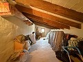Charmante maison de campagne de 13 chambres et 3 salles de bains à Encebras. in Spanish Fincas
