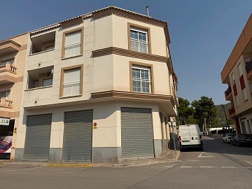 Prachtig appartement met 3 slaapkamers en 2 badkamers in Pinoso.