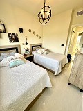 Prachtige bungalow op de begane grond met gemeenschappelijk zwembad in Spanish Fincas