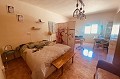 Villa española bellamente renovada en venta en Albatera in Spanish Fincas