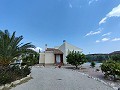 Beautiful 3-bedroom Spanish villa with pool in Fortuna. in Spanish Fincas
