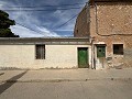 Spacious house with garage and plot: a house with great potential in Spanish Fincas