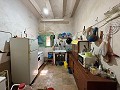 Spacious house with garage and plot: a house with great potential in Spanish Fincas