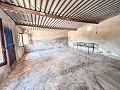 Grote kans in El Xinorlet: huis om te renoveren met grot en terrein in Spanish Fincas