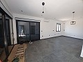 Gastenverblijf, garage en perceel te koop in Pinoso. in Spanish Fincas
