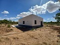 Gastenverblijf, garage en perceel te koop in Pinoso. in Spanish Fincas