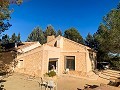 Magnifique ferme équestre hors réseau à Almansa in Spanish Fincas