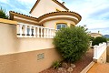 Hermosa villa de 4 dormitorios con piscina privada in Spanish Fincas