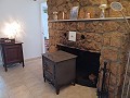 Schönes Landhaus mit 3 Schlafzimmern und 1 Bad in Yecla. in Spanish Fincas