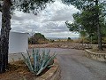 Schönes Landhaus mit 3 Schlafzimmern und 1 Bad in Yecla. in Spanish Fincas