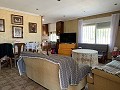Villa avec 4 chambres et 2 salles de bain, grand terrain avec espace pour piscine, écuries ou entreprise in Spanish Fincas