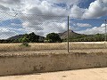 Villa avec 4 chambres et 2 salles de bain, grand terrain avec espace pour piscine, écuries ou entreprise in Spanish Fincas