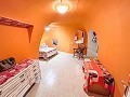 Villa con Piscina y mitad Cueva con Barbacoa y Garaje en La Alcoraya in Spanish Fincas